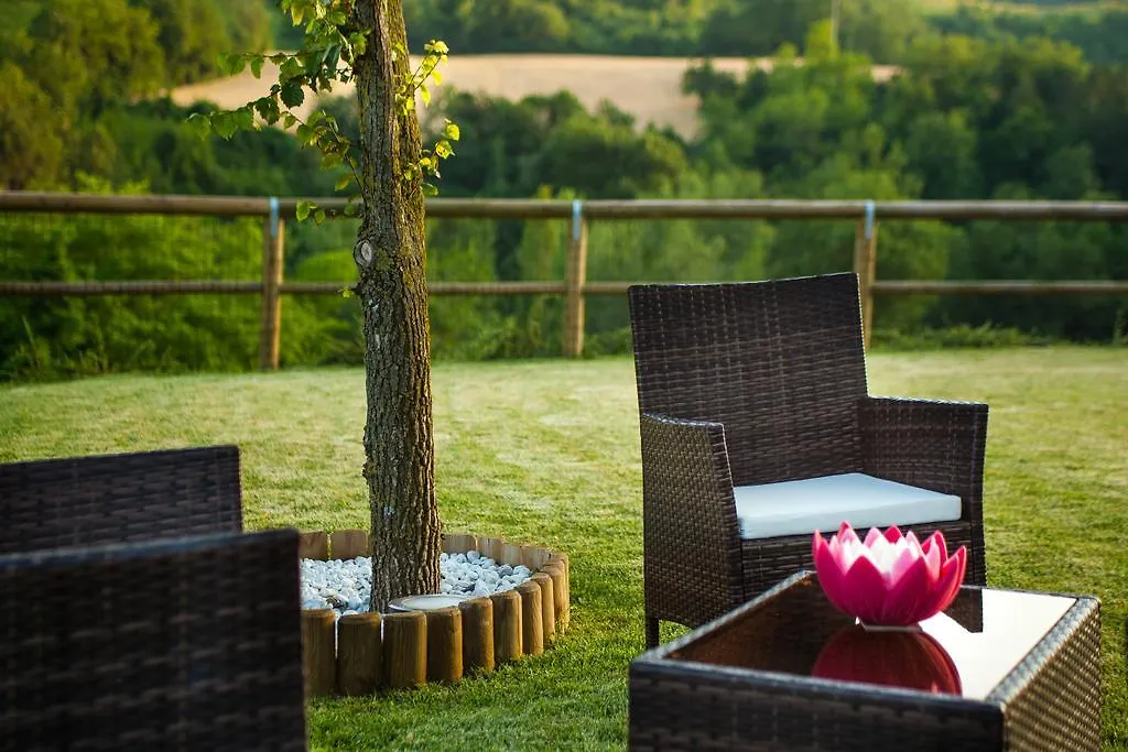 Farm Stay Agriturismo La Luna Santa Sofia