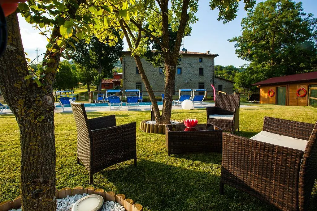 Farm Stay Agriturismo La Luna Santa Sofia