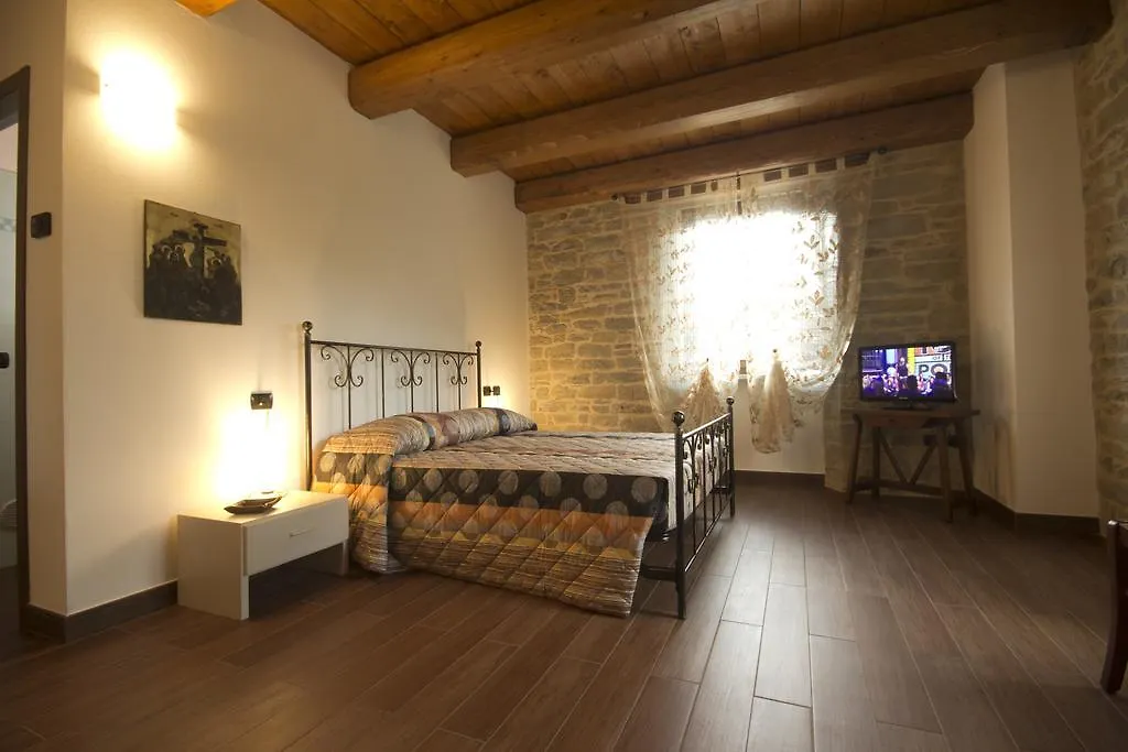 Farm Stay Agriturismo La Luna Santa Sofia